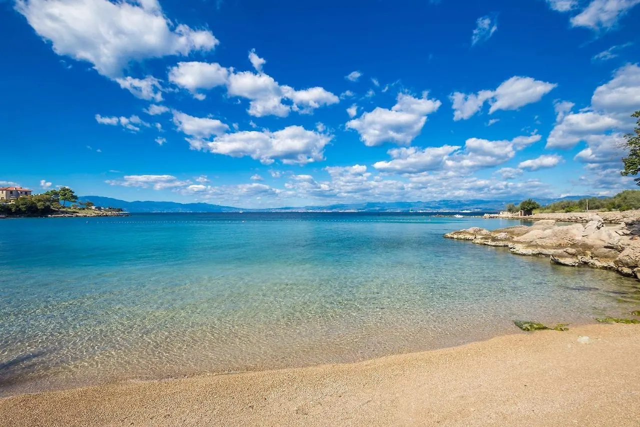 Apartments By The Sea Vantacici, Krk - 21704 Malinska